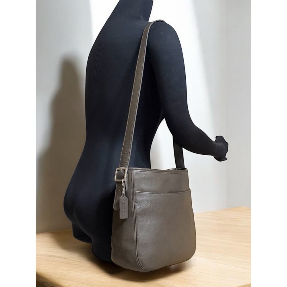 Vintage Coach 6003 Dark Grey Chelsea Hobo Bag - Picture 7 of 11